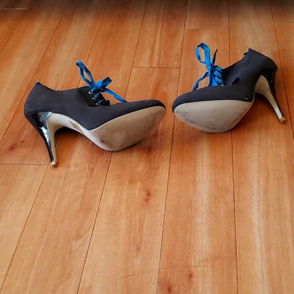 Forever 21 Shoe Booties - Picture 4 of 4